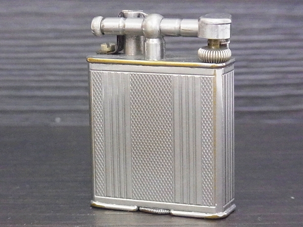 実際に弊社で買取させて頂いたDunhill/ダンヒル 英国製 ユニーク ビンテージ オイルライターの画像 1枚目