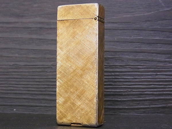 実際に弊社で買取させて頂いたダンヒル JAG刻印 ローラライト ビンテージ オイルライターの画像 1枚目