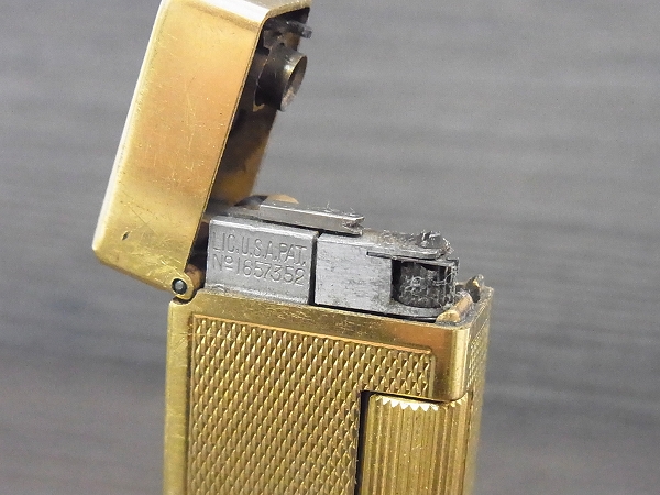 実際に弊社で買取させて頂いたDUNHILL/ダンヒル ROLLALITE 1940s ビンテージライター 金の画像 6枚目