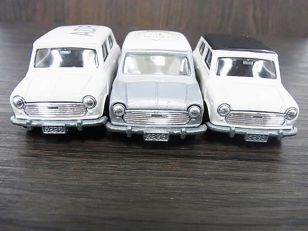 実際に弊社で買取させて頂いたTOMICA/トミカ 日本製 ミニクーパー F-8-81等 1/50 3点セットの画像 1枚目