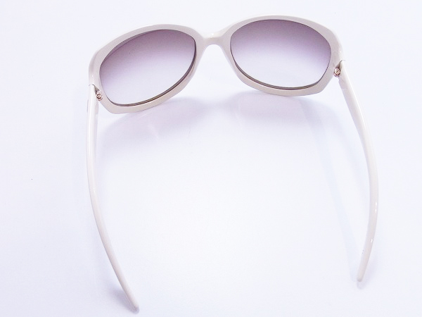 実際に弊社で買取させて頂いたクリスチャンディオール GLOSSY1 サングラス ホワイト/N5A02の画像 2枚目