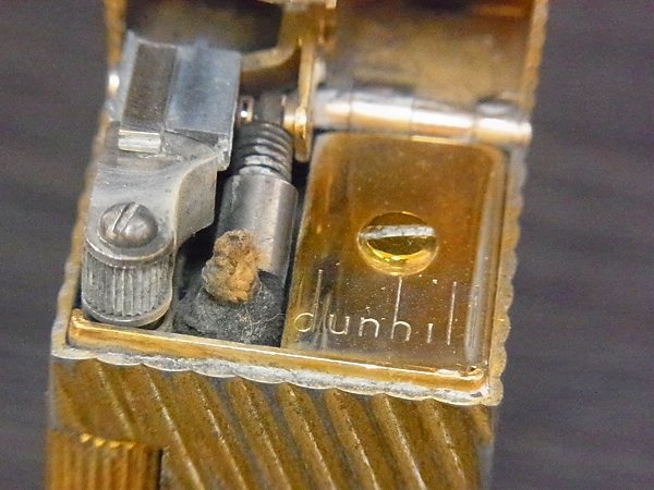 実際に弊社で買取させて頂いたDunhill/ダンヒル 卓上型ローラライト オイルライター ゴールドの画像 3枚目