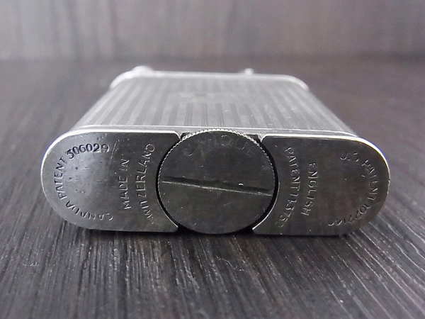 実際に弊社で買取させて頂いたdunhill/ダンヒル 彫刻/オイルライター ヴィンテージ シルバーの画像 6枚目