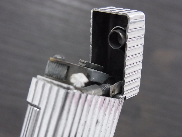 実際に弊社で買取させて頂いたdunhill/ダンヒル ROLLALITE 1950年代頃 ビンテージライター 銀の画像 5枚目