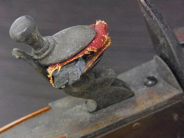 実際に弊社で買取させて頂いたダンヒル ビンテージ オイルライター TINDER PISTOL/40年代製の画像 8枚目