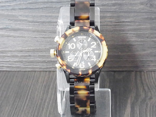 実際に弊社で買取させて頂いたNIXON/ニクソン THE42-20 CHRONO/クロノ べっ甲柄/A037-679の画像 1枚目