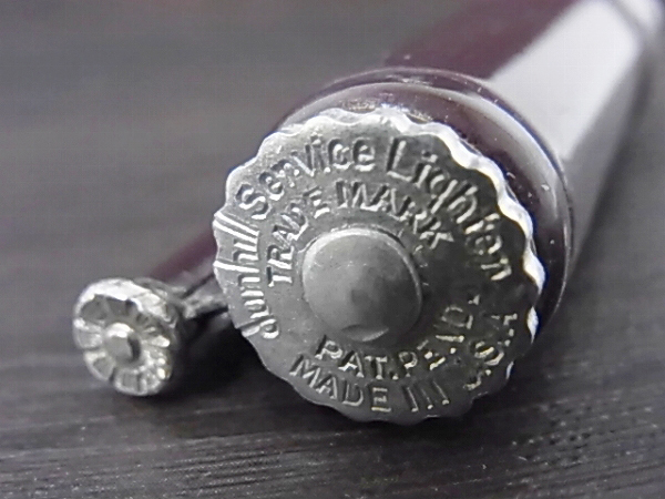 実際に弊社で買取させて頂いたDunhill/ダンヒル 40年代 軍支給品 オイル/サービスライターの画像 2枚目