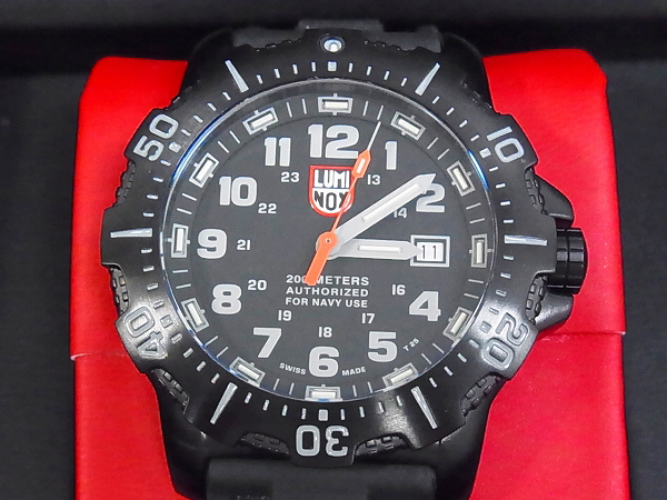 実際に弊社で買取させて頂いたLUMINOX/ルミノックス ANU 4200シリーズ/ref.4221.CW クォーツの画像 1枚目