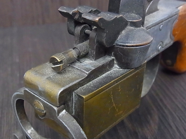 実際に弊社で買取させて頂いたダンヒル ビンテージ オイルライター TINDER PISTOL/40年代製の画像 8枚目