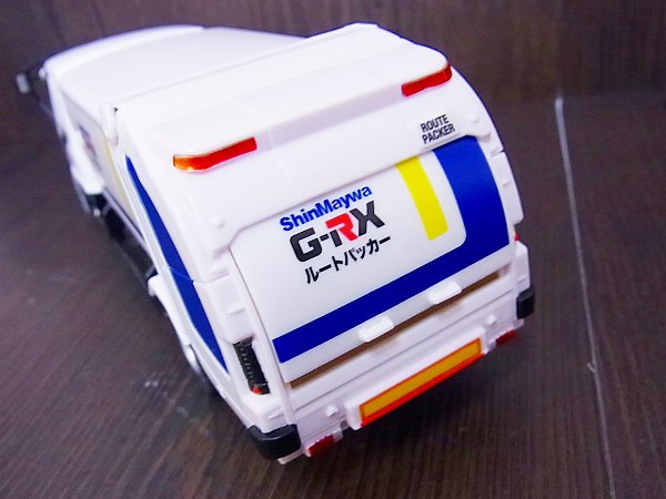 実際に弊社で買取させて頂いたトミカ 30、40周年記念限定 スカイライン等 ミニカー/9点SETの画像 1枚目