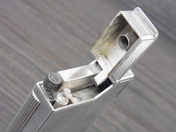 実際に弊社で買取させて頂いたdunhill/ダンヒル ビンテージオイルライター 1950年代 銀の画像 4枚目