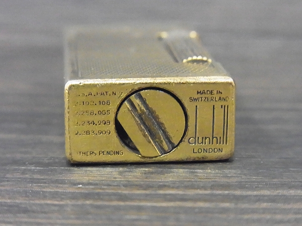 実際に弊社で買取させて頂いたdunhill London/ダンヒル ヴィンテージ オイルライター 金の画像 2枚目