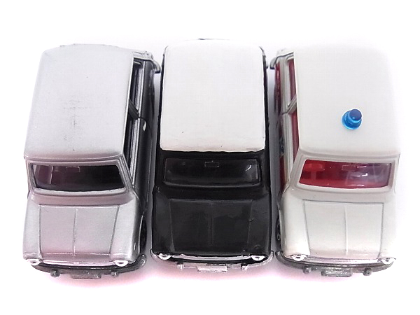 実際に弊社で買取させて頂いたトミカ 日本製BLMC ミニクーパー S/NO.F8/Mk-Ⅲ 3点セットの画像 3枚目