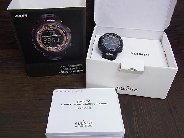 実際に弊社で買取させて頂いたSUUNTO/スント VECTOR/ベクター バーガンディ ブラックの画像 6枚目