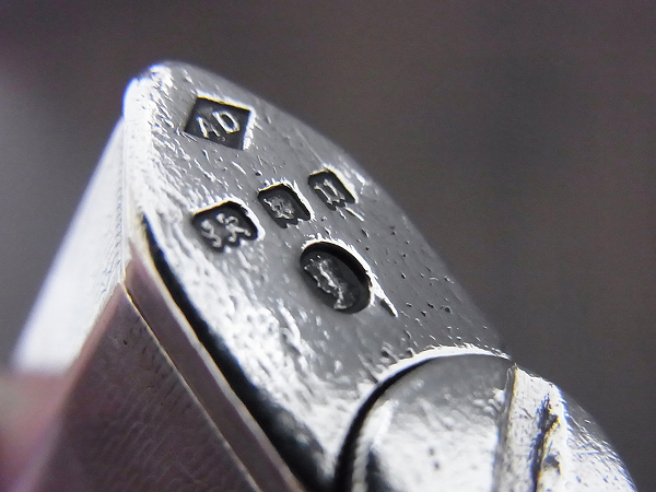 実際に弊社で買取させて頂いたダンヒル UNIQUE ダブルホイール オイルライター シルバーの画像 7枚目