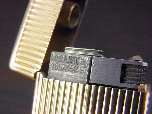 実際に弊社で買取させて頂いたダンヒル ビンテージ 14K ストライプ ショートローラライトの画像 3枚目