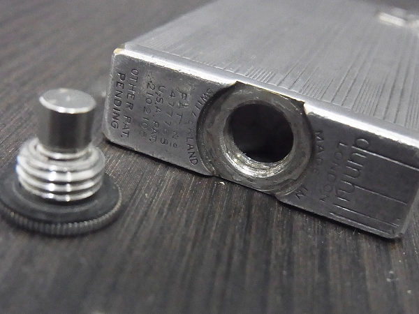 実際に弊社で買取させて頂いたdunhill LONDON スクエアボーイ オールド オイルライターの画像 5枚目