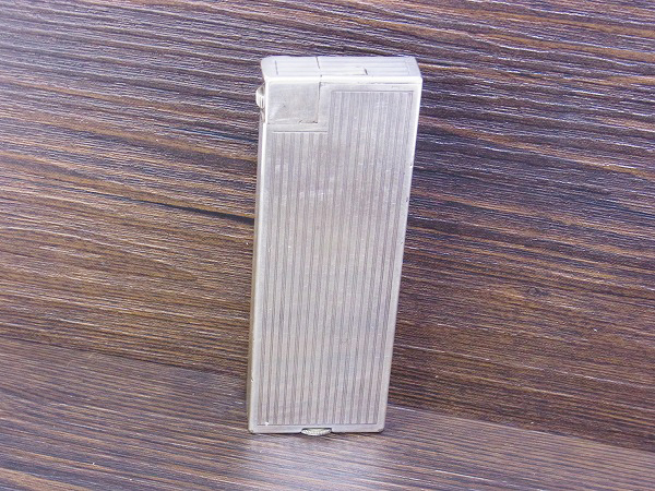 実際に弊社で買取させて頂いたDUNHILL/ダンヒル オールド ハンディーポケット オイルライターの画像 1枚目