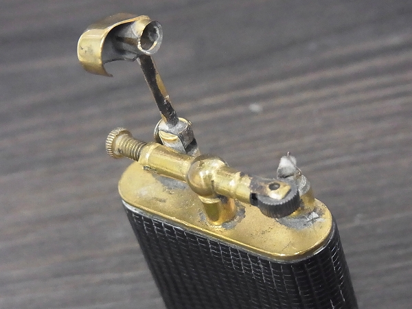 実際に弊社で買取させて頂いたdunhill ビンテージ 1920年代 革巻きダブルホイールライターの画像 4枚目