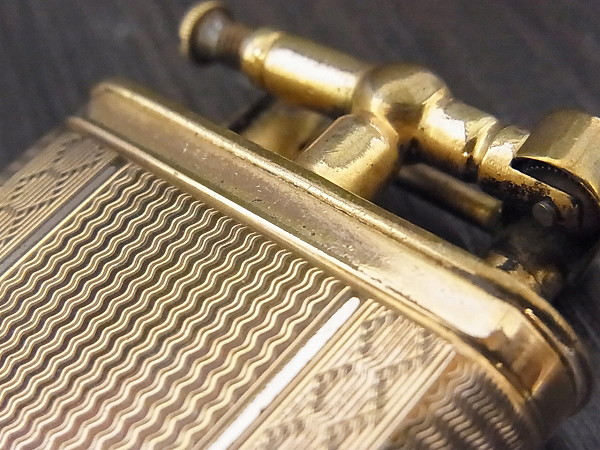 実際に弊社で買取させて頂いたdunhill/ダンヒル ヴィンテージ オイルライター ゴールドの画像 8枚目