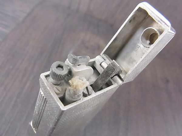 実際に弊社で買取させて頂いたdunhill/ダンヒル ローラガスライター スリムスクエア/シルバーの画像 3枚目