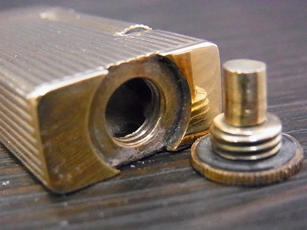 実際に弊社で買取させて頂いたダンヒル ビンテージ 14K ストライプ ショートローラライトの画像 5枚目