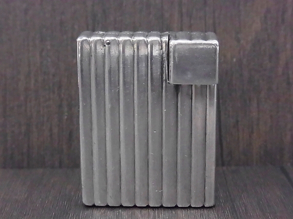 実際に弊社で買取させて頂いたCartier/カルティエ old オイルライター ストライプ シルバーの画像 1枚目