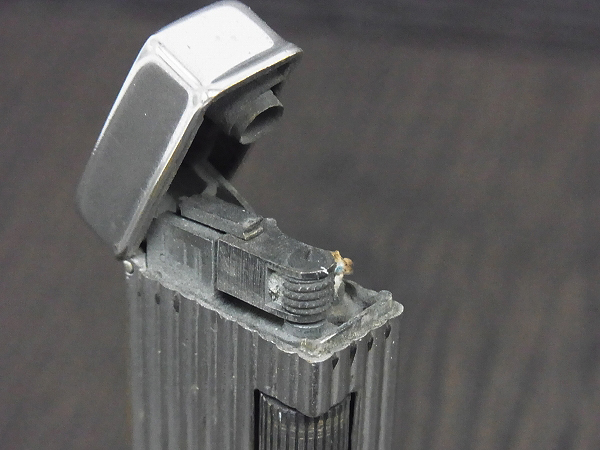 実際に弊社で買取させて頂いたdunhill/ダンヒル 1940年代 ローラライト ストライプ シルバーの画像 2枚目