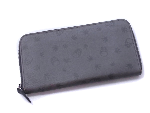 実際に弊社で買取させて頂いたルシアンペラフィネ ラウンドジップウォレット スカル グレーの画像 1枚目