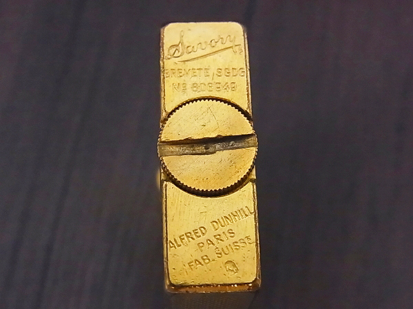 実際に弊社で買取させて頂いたダンヒル ヴィンテージ Savory スイス製 オイルライター 金の画像 4枚目