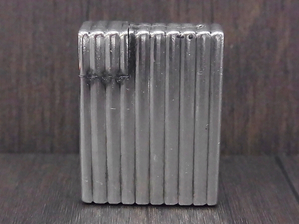 実際に弊社で買取させて頂いたCartier/カルティエ old オイルライター ストライプ シルバーの画像 2枚目