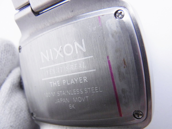 実際に弊社で買取させて頂いたNIXON/ニクソン PLAYER/プレイヤー クオーツ腕時計 A140-000の画像 4枚目