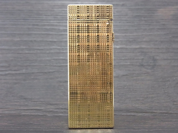 実際に弊社で買取させて頂いたdunhill/ダンヒル ビンテージ フロレンタイン柄 ライター 金の画像 1枚目