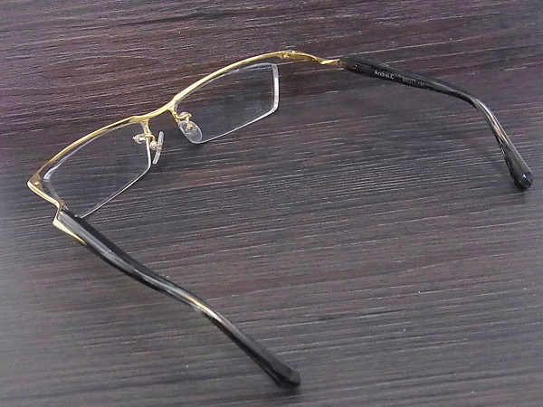 実際に弊社で買取させて頂いたレスザンヒューマン Andrei.C 眼鏡/メガネフレーム スクエア型の画像 1枚目
