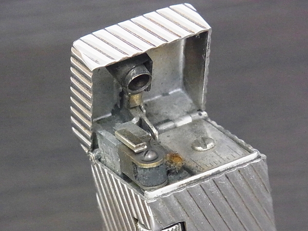 実際に弊社で買取させて頂いたDunhill/ダンヒル 卓上型ローラライト オイルライター シルバーの画像 2枚目