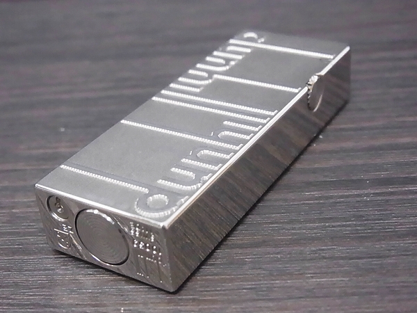 実際に弊社で買取させて頂いたdunhill/ダンヒル ローラーガスライター ロゴ入り シルバーの画像 3枚目