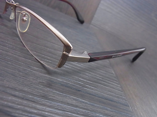 実際に弊社で買取させて頂いたBVLGARI/ブルガリ ハーフリム型 眼鏡フレーム ブラウン系 2042Tの画像 3枚目