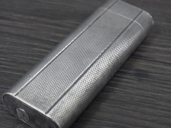 実際に弊社で買取させて頂いたCartier/カルティエ 黒ラッカー/オーバル ガスライター 2点SETの画像 5枚目