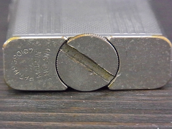 実際に弊社で買取させて頂いたDunhill/ダンヒル 英国製 ユニーク ビンテージ オイルライターの画像 4枚目