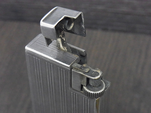 実際に弊社で買取させて頂いたdunhill LONDON スクエアボーイ オールド オイルライターの画像 2枚目