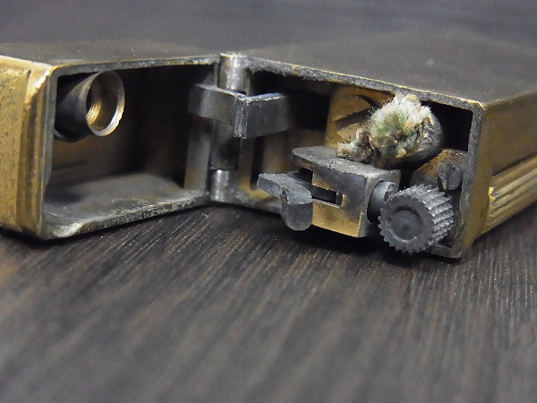 実際に弊社で買取させて頂いたdunhill/ダンヒル オールド ローラライト オイルライターの画像 2枚目