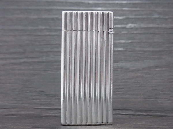 実際に弊社で買取させて頂いたdunhill/ダンヒル ビンテージ スターリング 1940年代 ライターの画像 1枚目