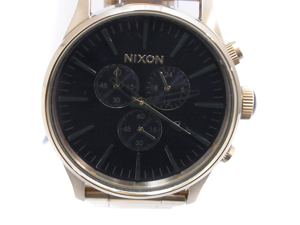 実際に弊社で買取させて頂いたNIXON/ニクソン SENTRY CHRONO ゴールド×ネイビー/A386 1922の画像 1枚目