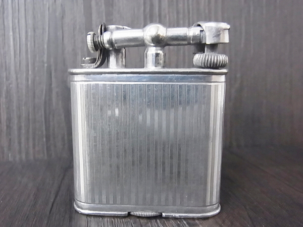 実際に弊社で買取させて頂いたdunhill/ダンヒル 彫刻/オイルライター ヴィンテージ シルバーの画像 2枚目