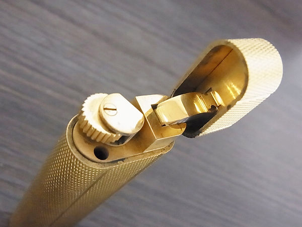 実際に弊社で買取させて頂いたCartier paris/カルティエ クラシックスリム ガスライターの画像 3枚目