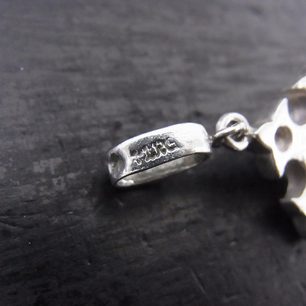 実際に弊社で買取させて頂いたLoree Rodkin/ローリーロドキン ファンシークロス チャームの画像 2枚目