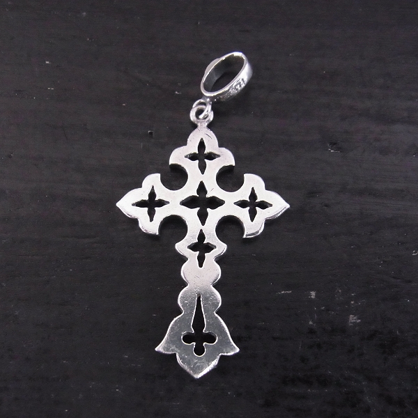 実際に弊社で買取させて頂いたLoree Rodkin/ローリーロドキン ノートルダムクロス ペンダントの画像 2枚目