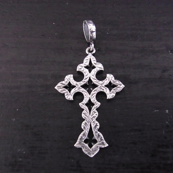 実際に弊社で買取させて頂いたLoree Rodkin/ローリーロドキン ノートルダムクロス ペンダントの画像 1枚目