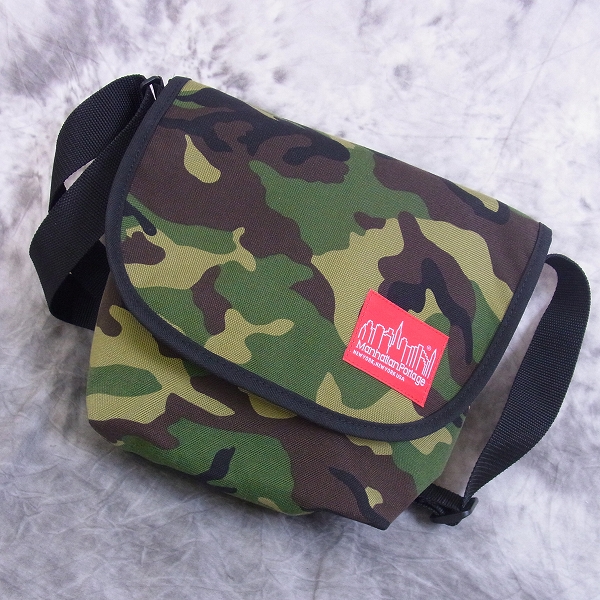 実際に弊社で買取させて頂いたMANHATTAN Portage/マンハッタンポーテージ 迷彩柄/カモ柄 ミニショルダーバッグ