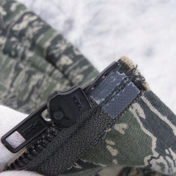 実際に弊社で買取させて頂いた☆【ジャンク】Back Channel/バックチャンネル カモフラ ジップアップパーカー/Lの画像 4枚目